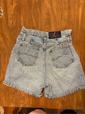 Steel size 6 light blue Denim High-Waist Women’s Shorts